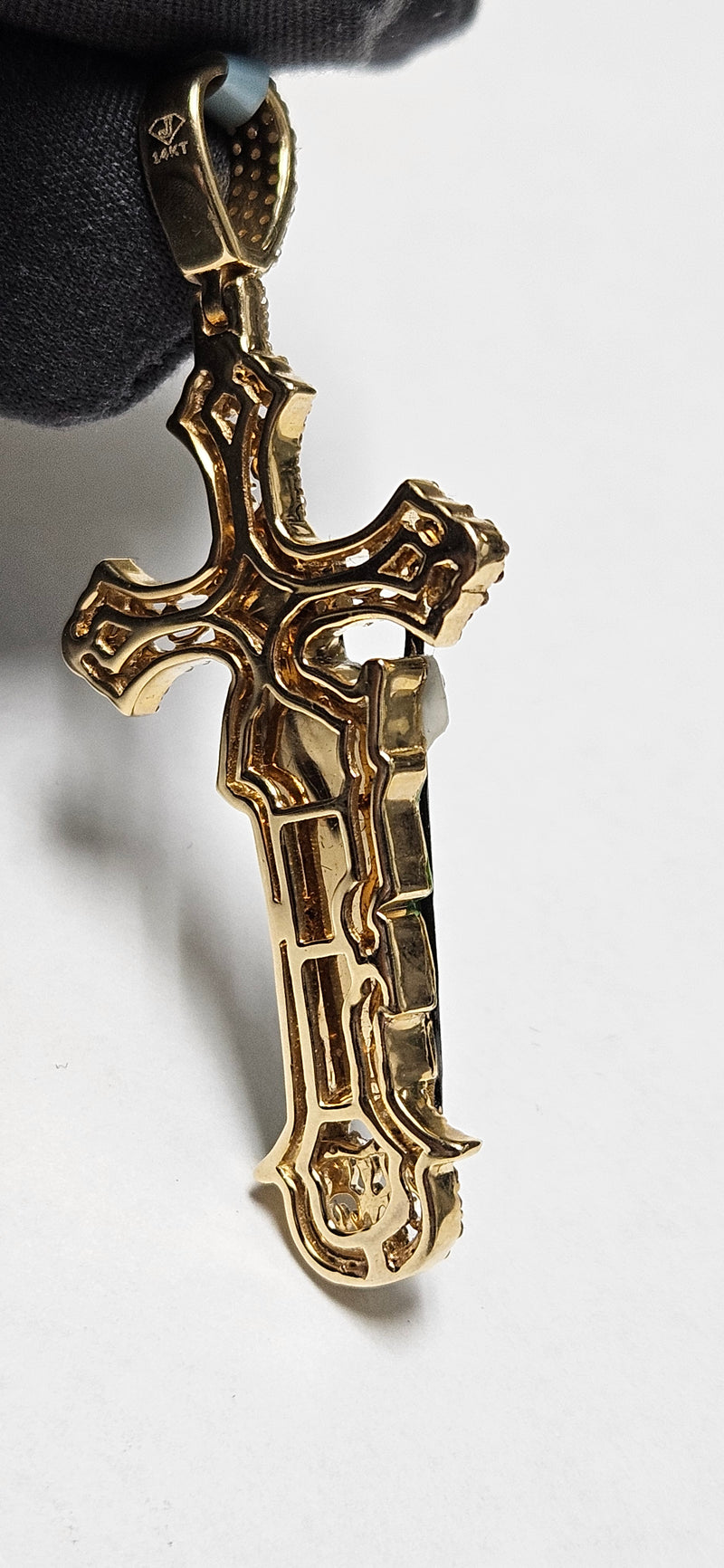 14kt Sanjudas cross 14k/Natural diamonds 💎