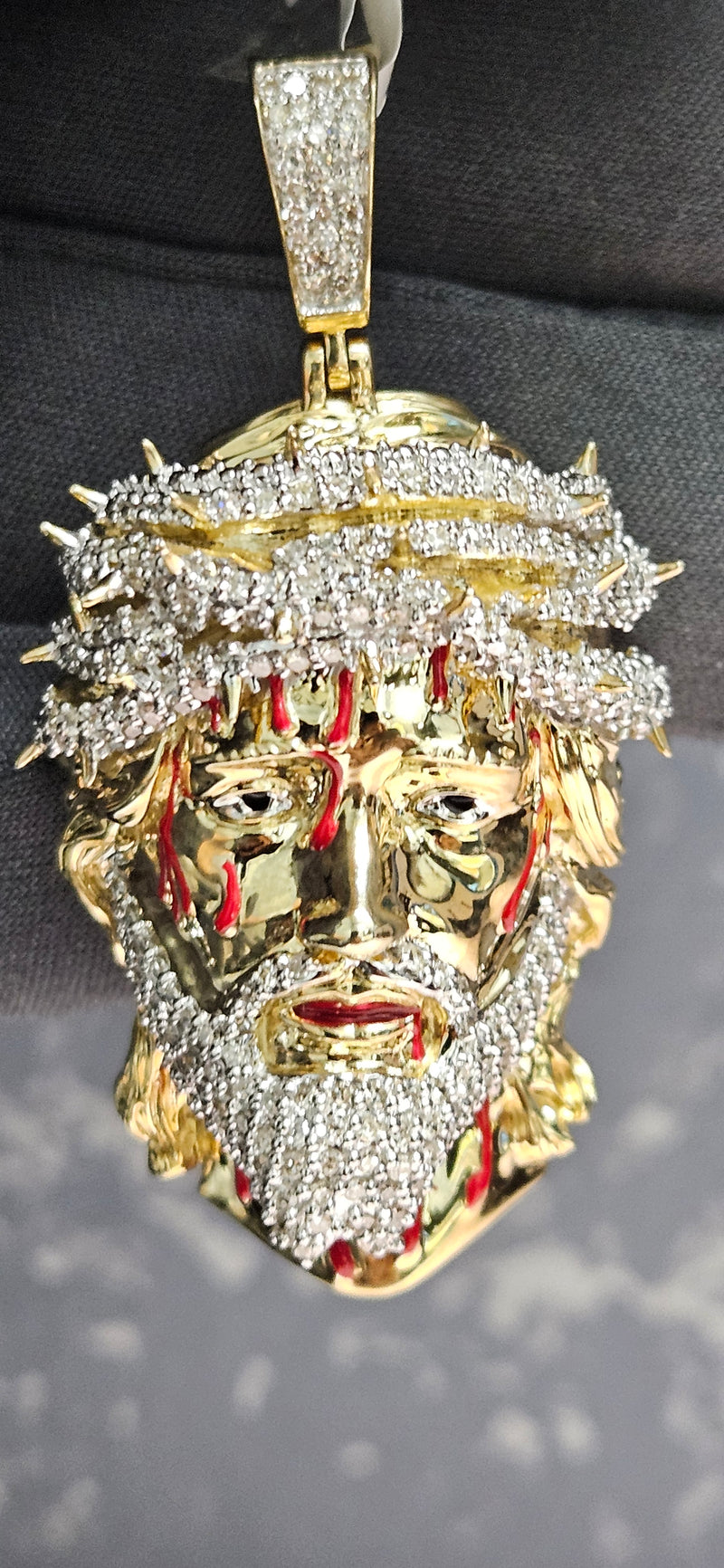 Jesus pendant with enamel 10k/ natural diamonds 💎